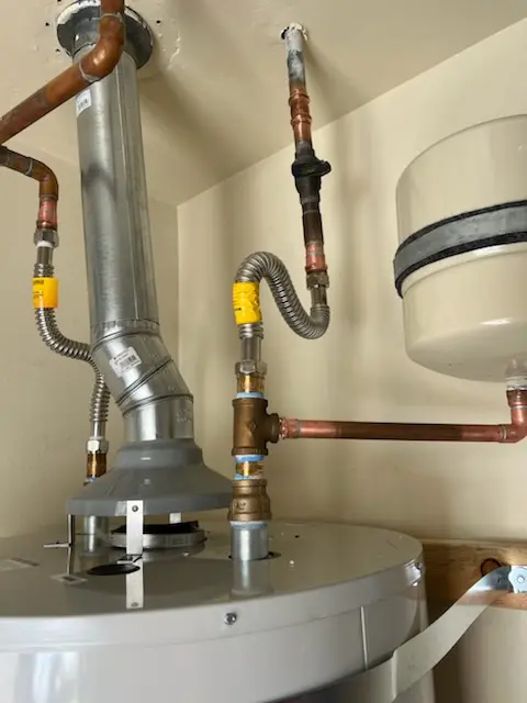 Water heater installation and plumbing repair in Cedarview